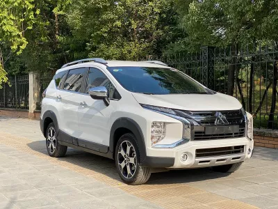 123oto THAY KÍNH XE Ô TÔ Mitsubishi Xpander Cross ngay tại nhà